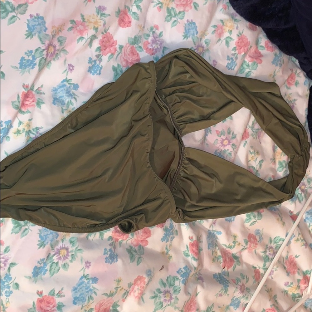 Body suit - Picture 2 of 2